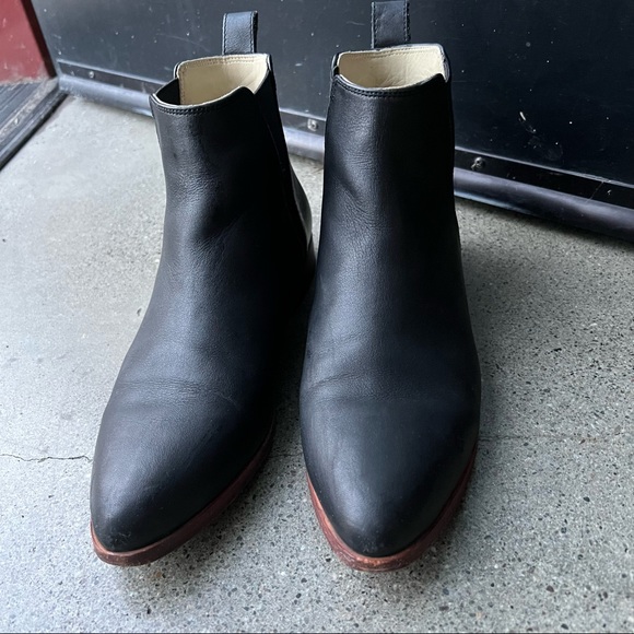EUC Nisolo Everyday Chelsea Boot - Black Leather - Picture 5 of 10